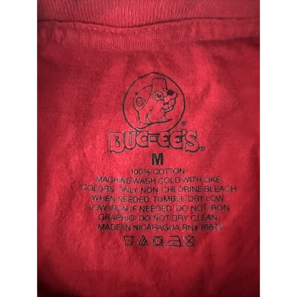 Buc-ee's Believe In The Magic Of Christmas Holiday T Shirt Red Medium Unisex - Picture 5 of 7